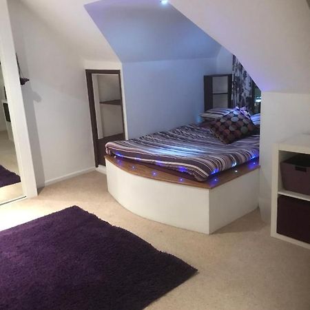 Top Floor In Beautiful Home Weymouth Extérieur photo