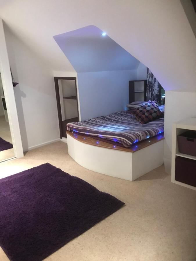 Top Floor In Beautiful Home Weymouth Extérieur photo